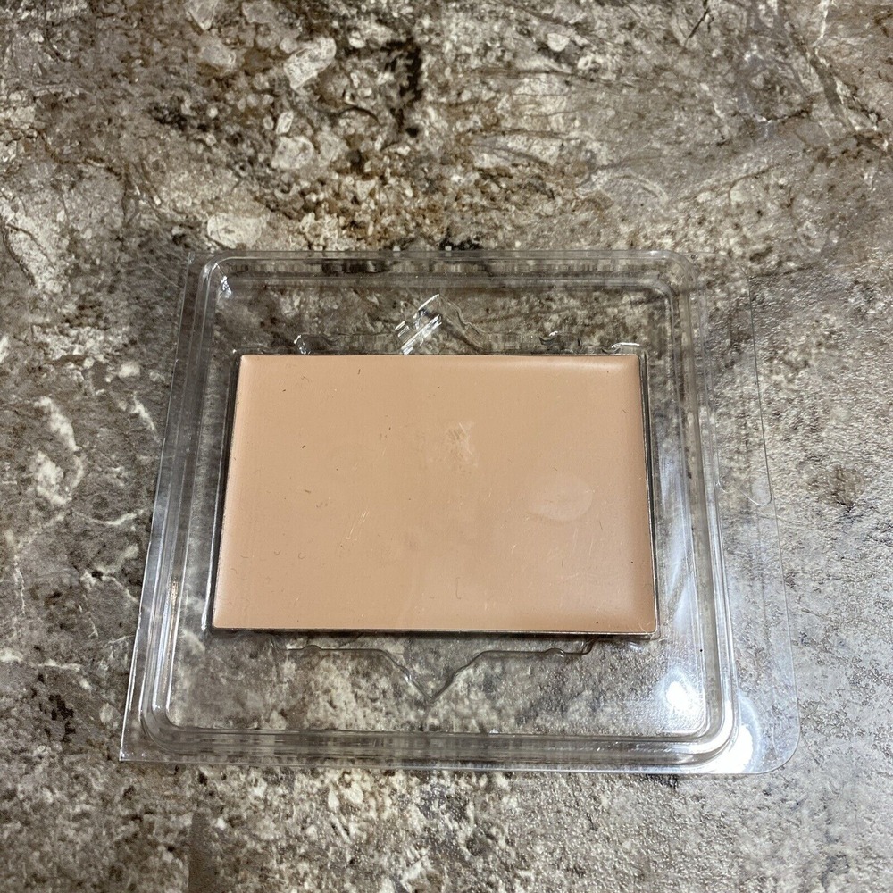 Calvin Klein Medium Coverage Foundation‎ Refill, Shade Ivory READ